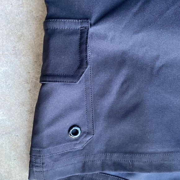 Jag Black Shorts Size Small - Picture 3 of 7